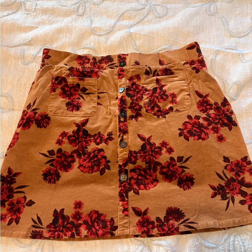 Torrid Brown and Red Floral Mini Skirt
